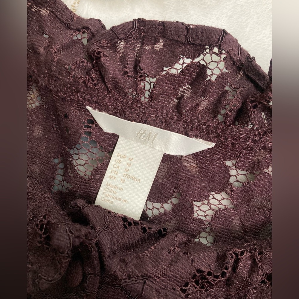 H&M Lace Dress - Picture 4 of 9